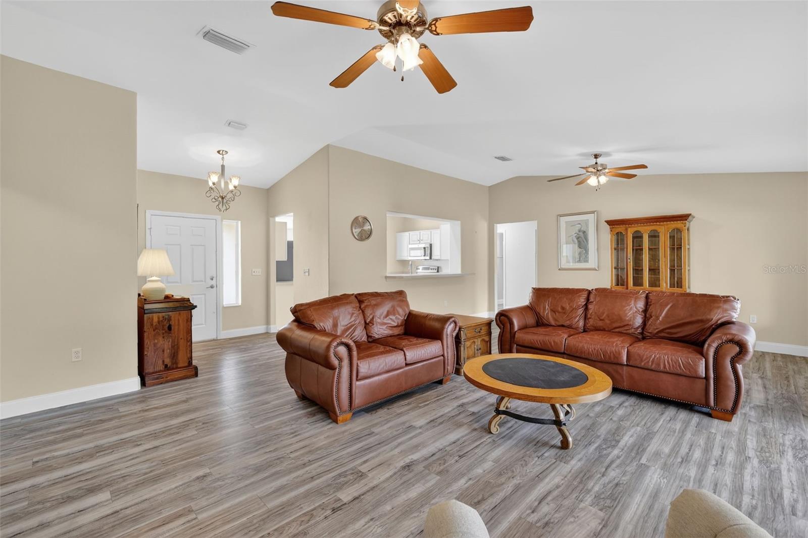 Image 6 of 29 For 13811 85th Circle