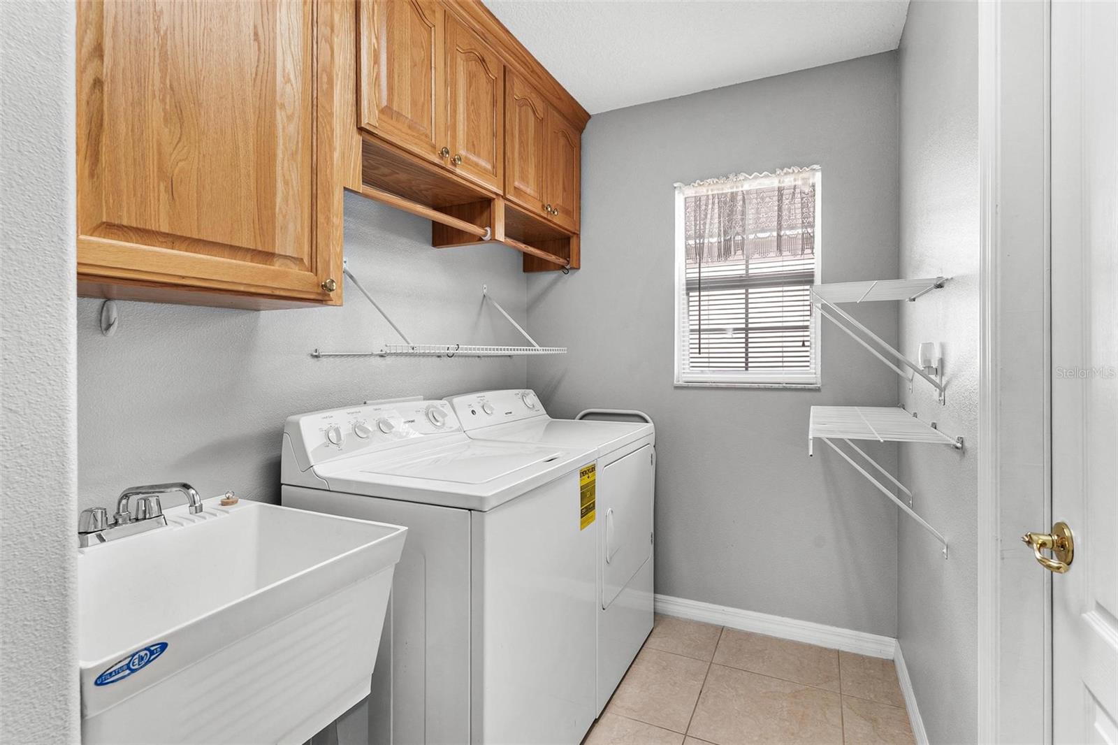 Image 19 of 44 For 93 Fairway Circle