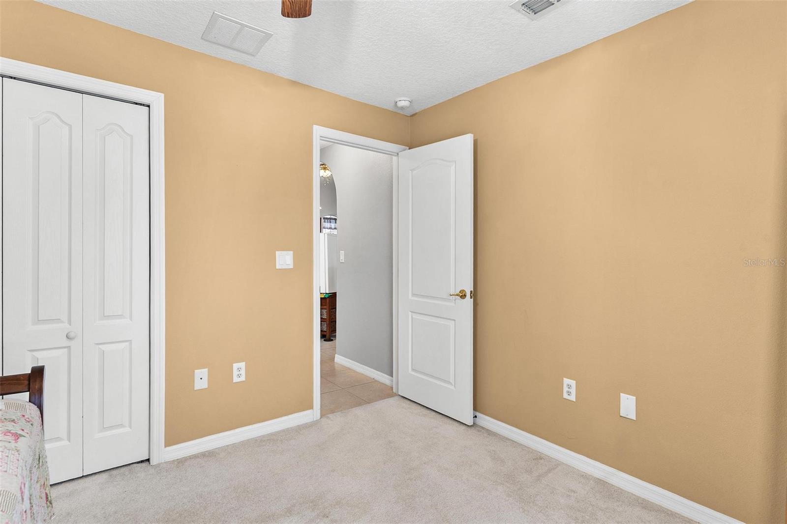 Image 29 of 44 For 93 Fairway Circle