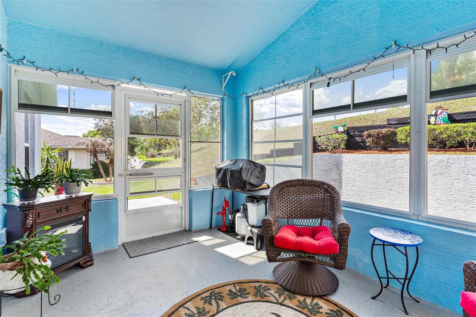 Image 30 of 44 For 93 Fairway Circle