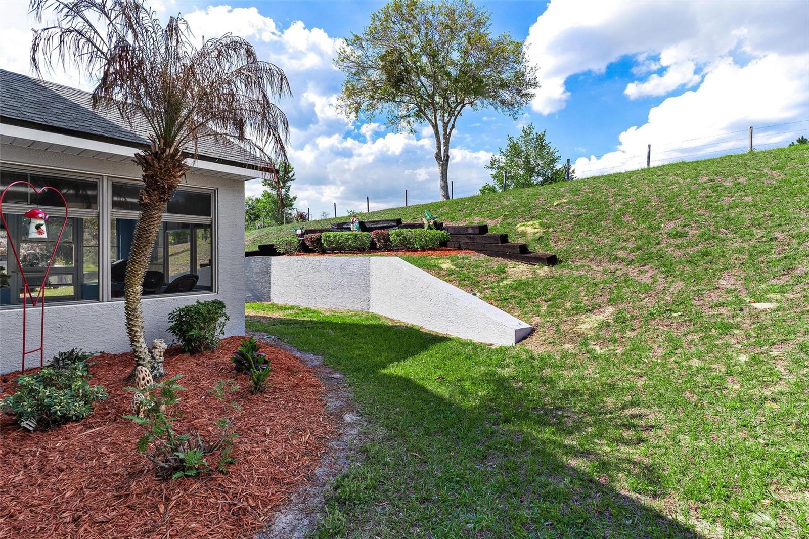 Image 35 of 44 For 93 Fairway Circle