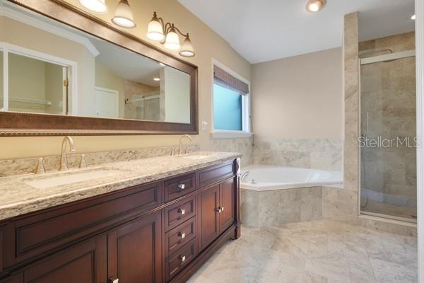Image 21 of 36 For 8739 Augusta Ct Court