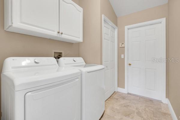 Image 25 of 36 For 8739 Augusta Ct Court