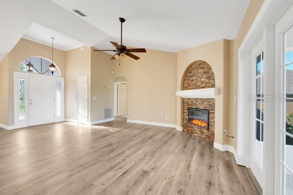 Image 8 of 36 For 8739 Augusta Ct Court