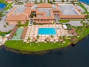 Image 23 of 33 For 133 Berkshire  133