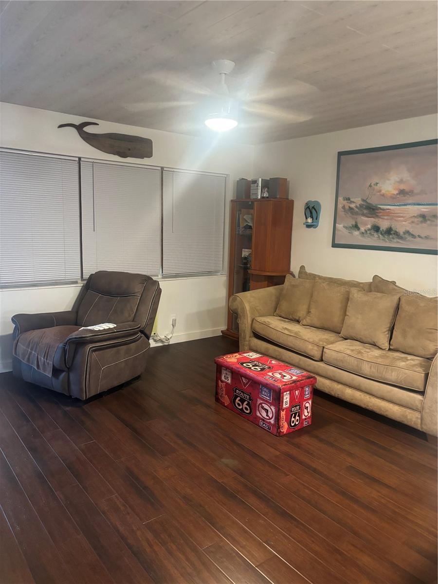 Image 5 of 33 For 133 Berkshire  133