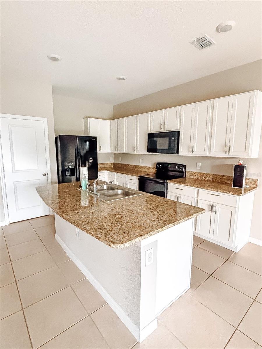 Image 3 of 12 For 5339 Loblolly Lane