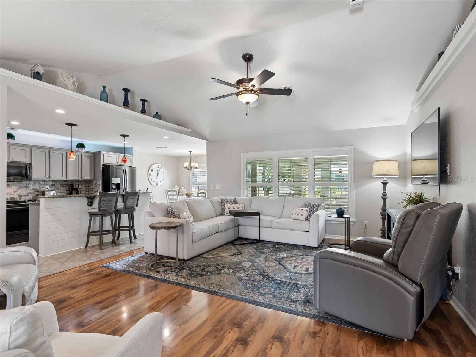 Image 10 of 68 For 17335 111th Avenue