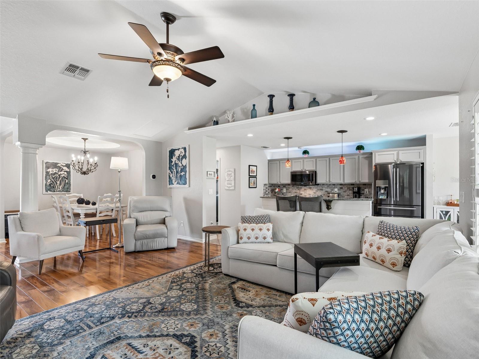 Image 12 of 68 For 17335 111th Avenue