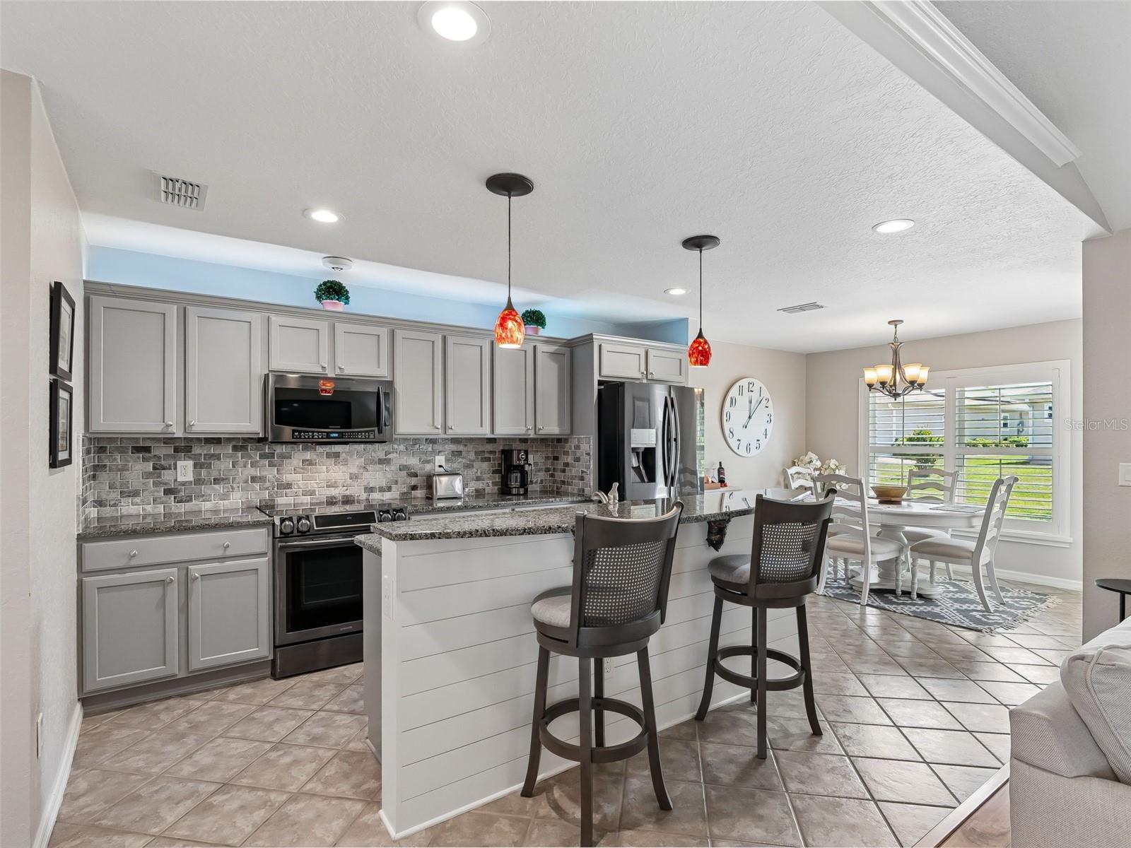 Image 14 of 68 For 17335 111th Avenue