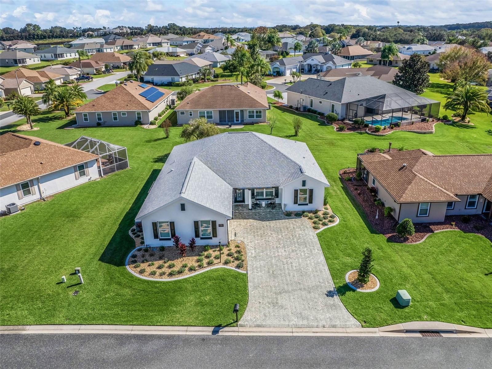 Image 2 of 68 For 17335 111th Avenue