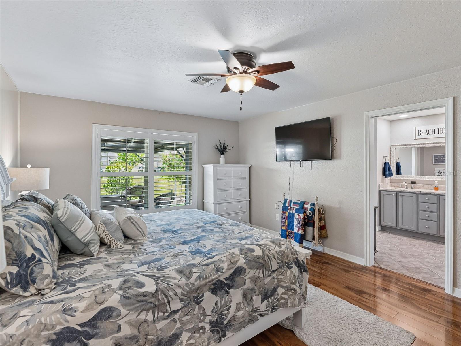 Image 25 of 68 For 17335 111th Avenue