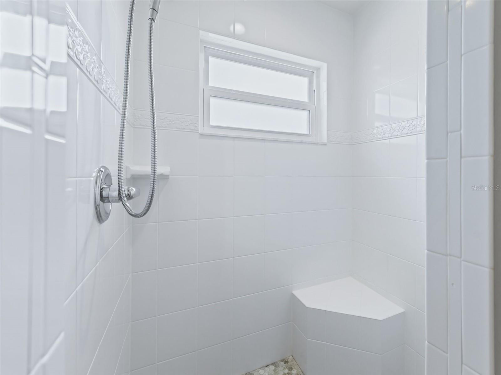 Image 27 of 68 For 17335 111th Avenue