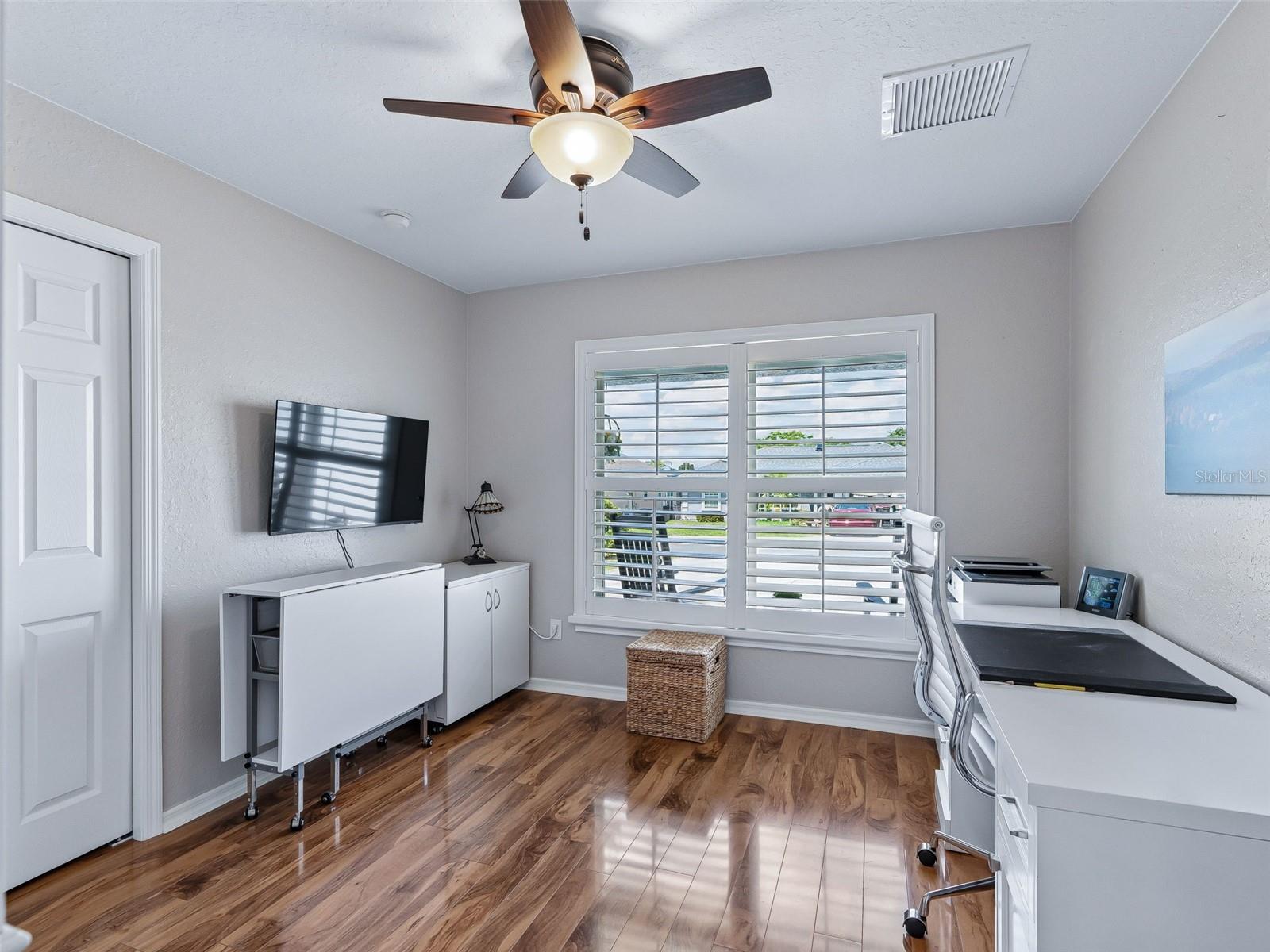 Image 33 of 68 For 17335 111th Avenue