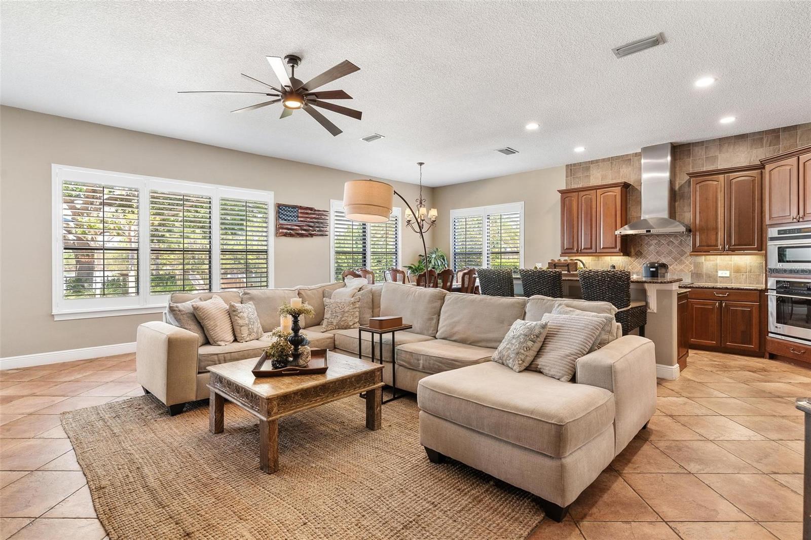 Image 15 of 64 For 3001 Isola Bella Boulevard