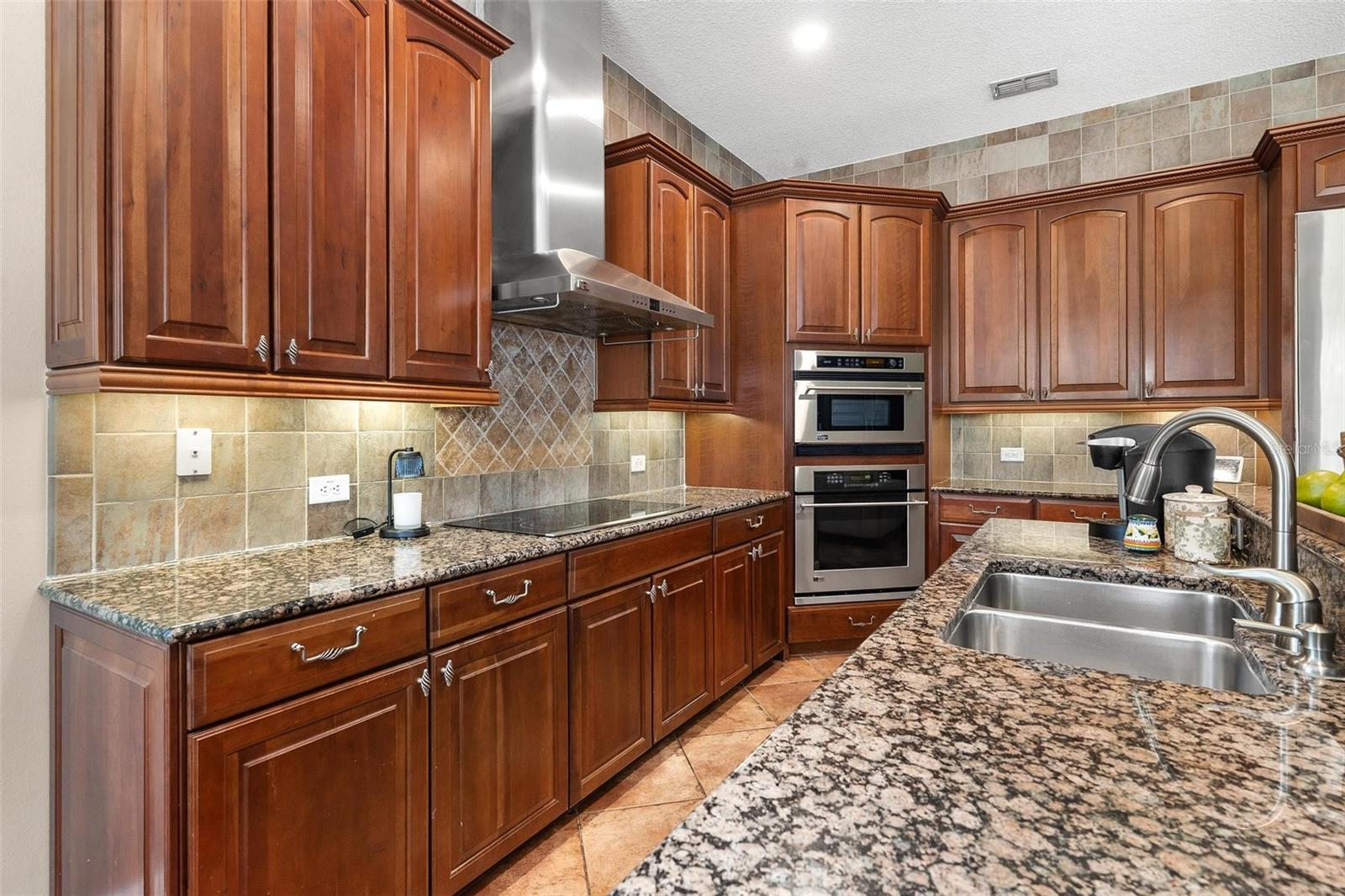 Image 20 of 64 For 3001 Isola Bella Boulevard