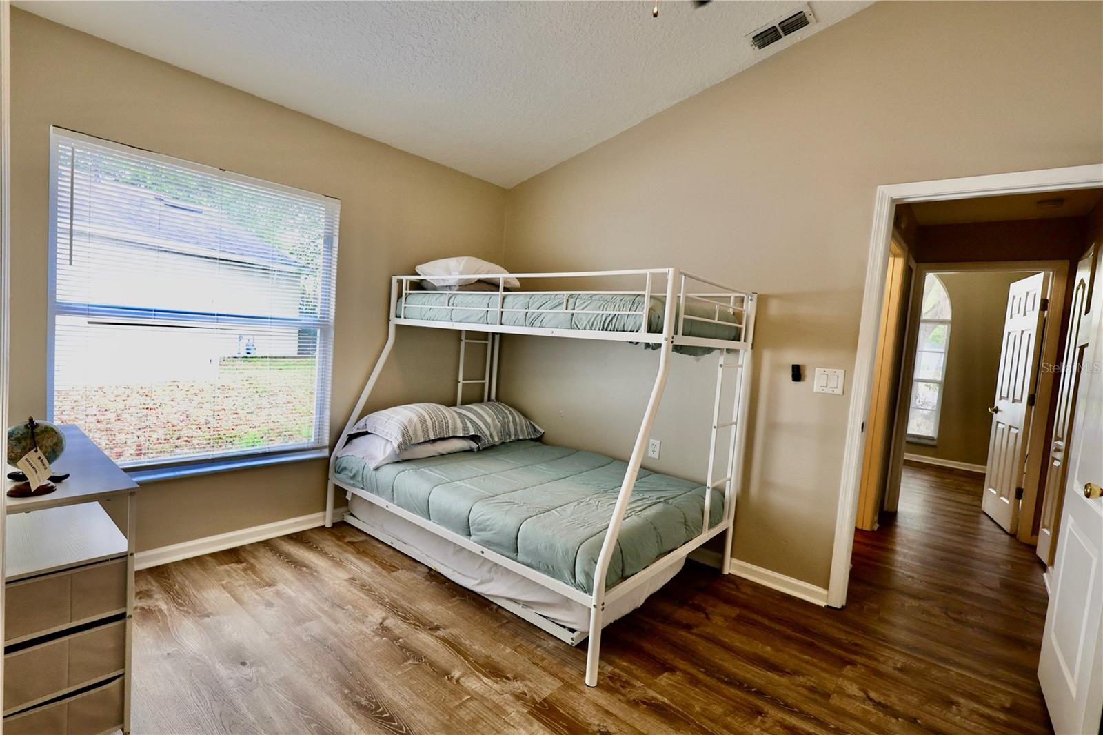 Image 12 of 23 For 15543 Bay Vista Drive