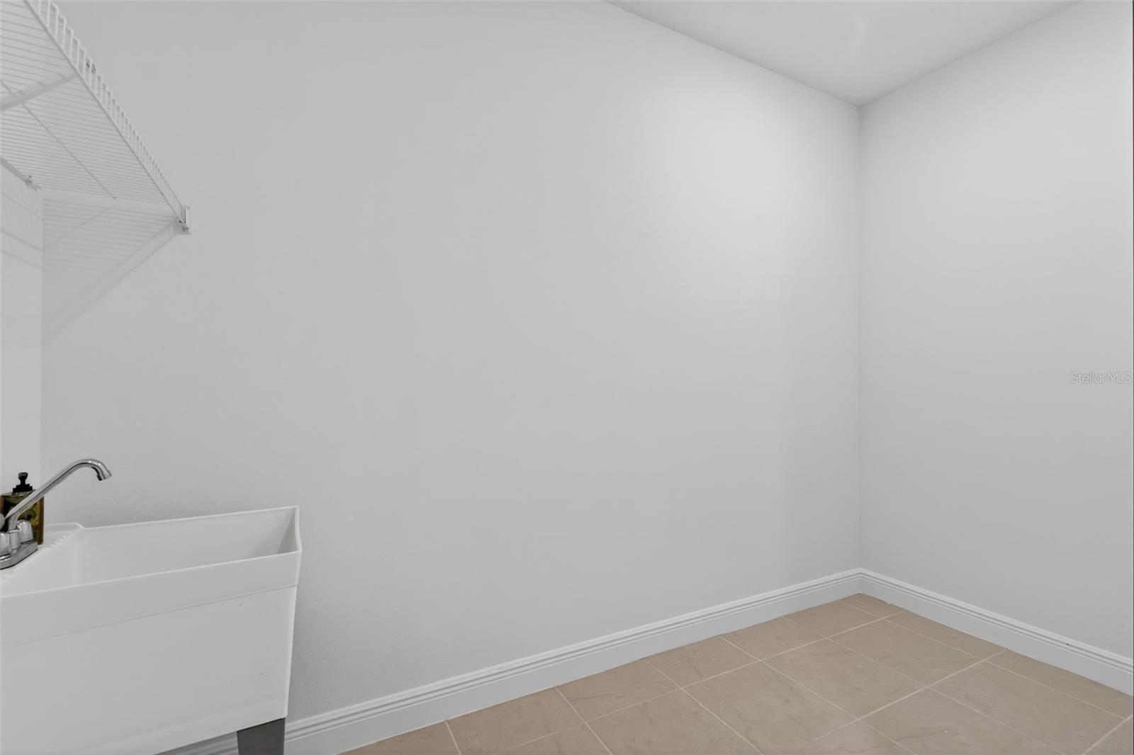 Image 27 of 34 For 27203 White Plains Way