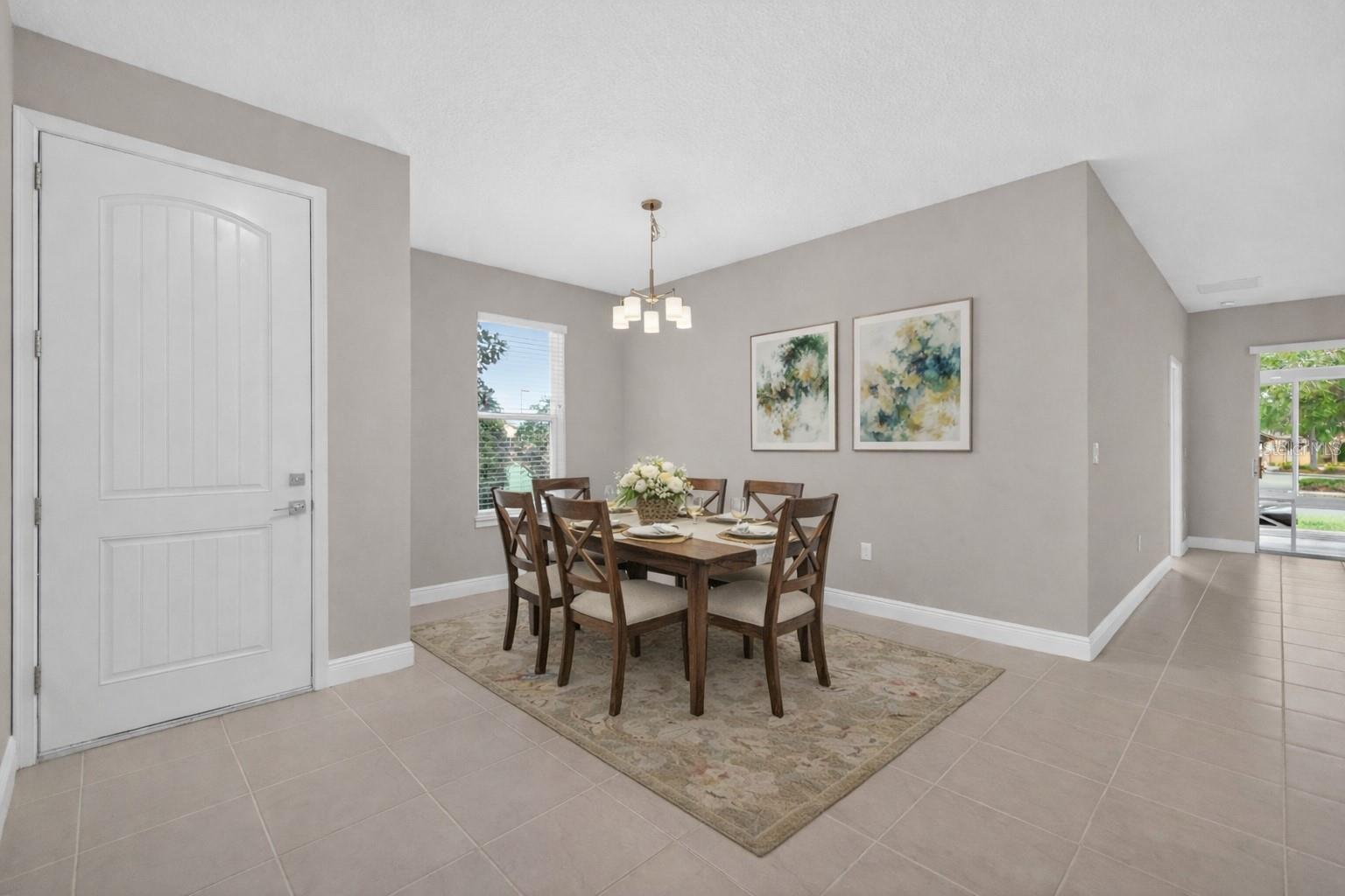 Image 4 of 34 For 27203 White Plains Way