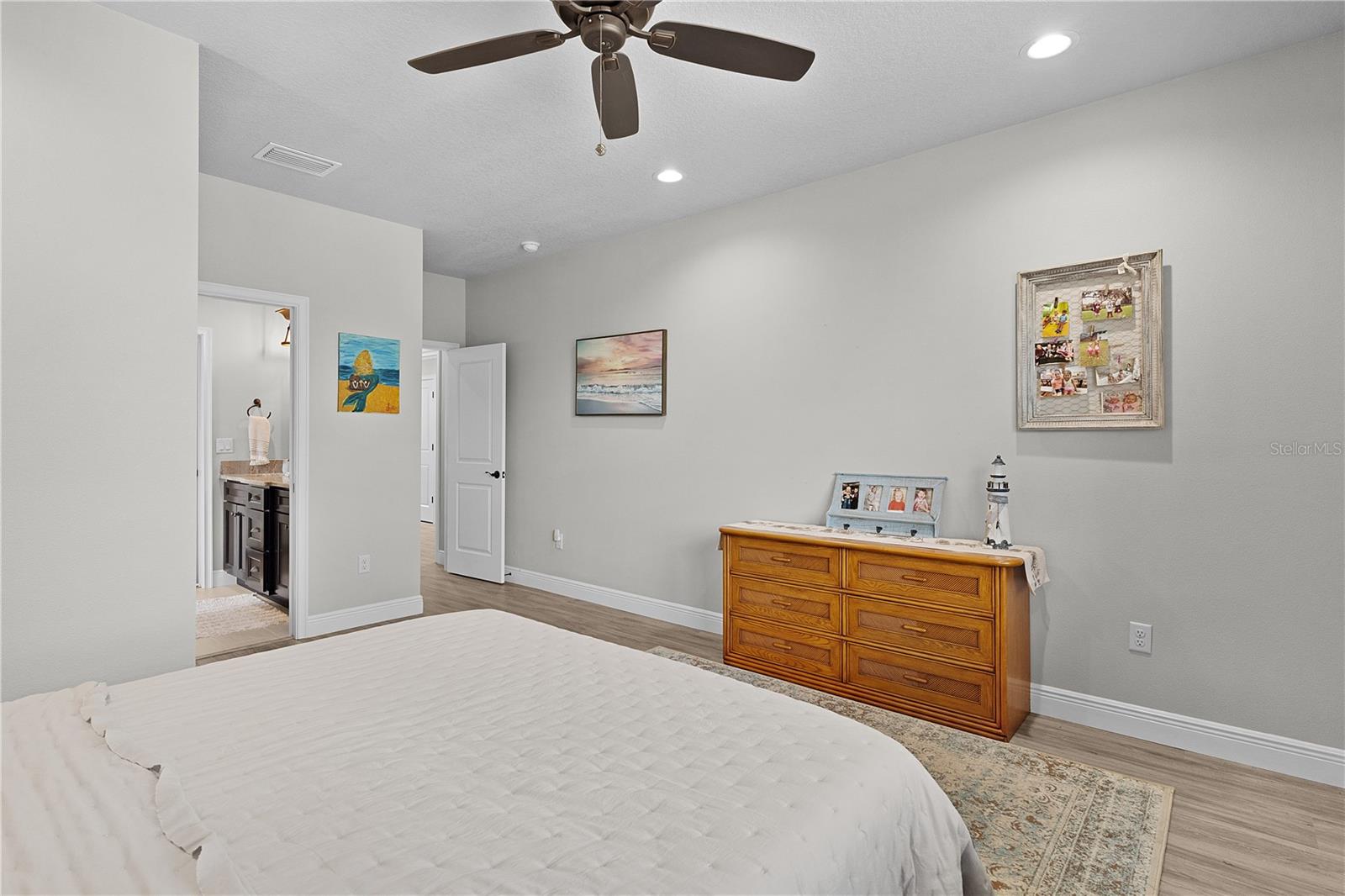 Image 33 of 55 For 10994 River Ranch Path