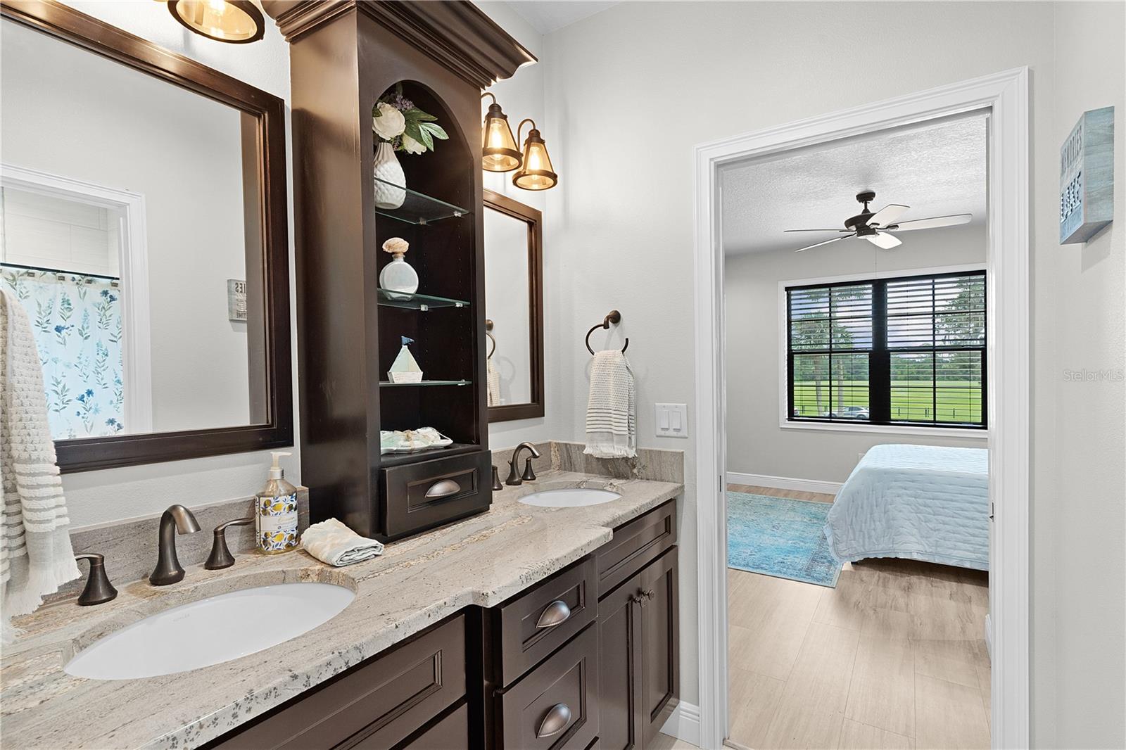 Image 36 of 55 For 10994 River Ranch Path