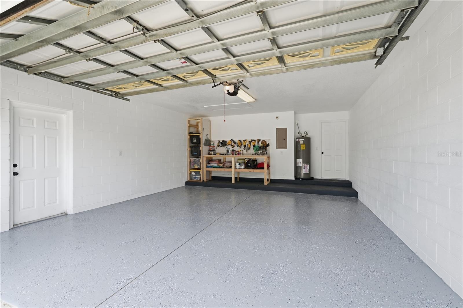 Image 17 of 21 For 36703 Sundance Drive