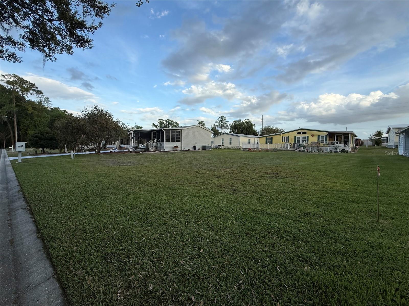 Image 3 of 14 For 408 Sandalwood Lane