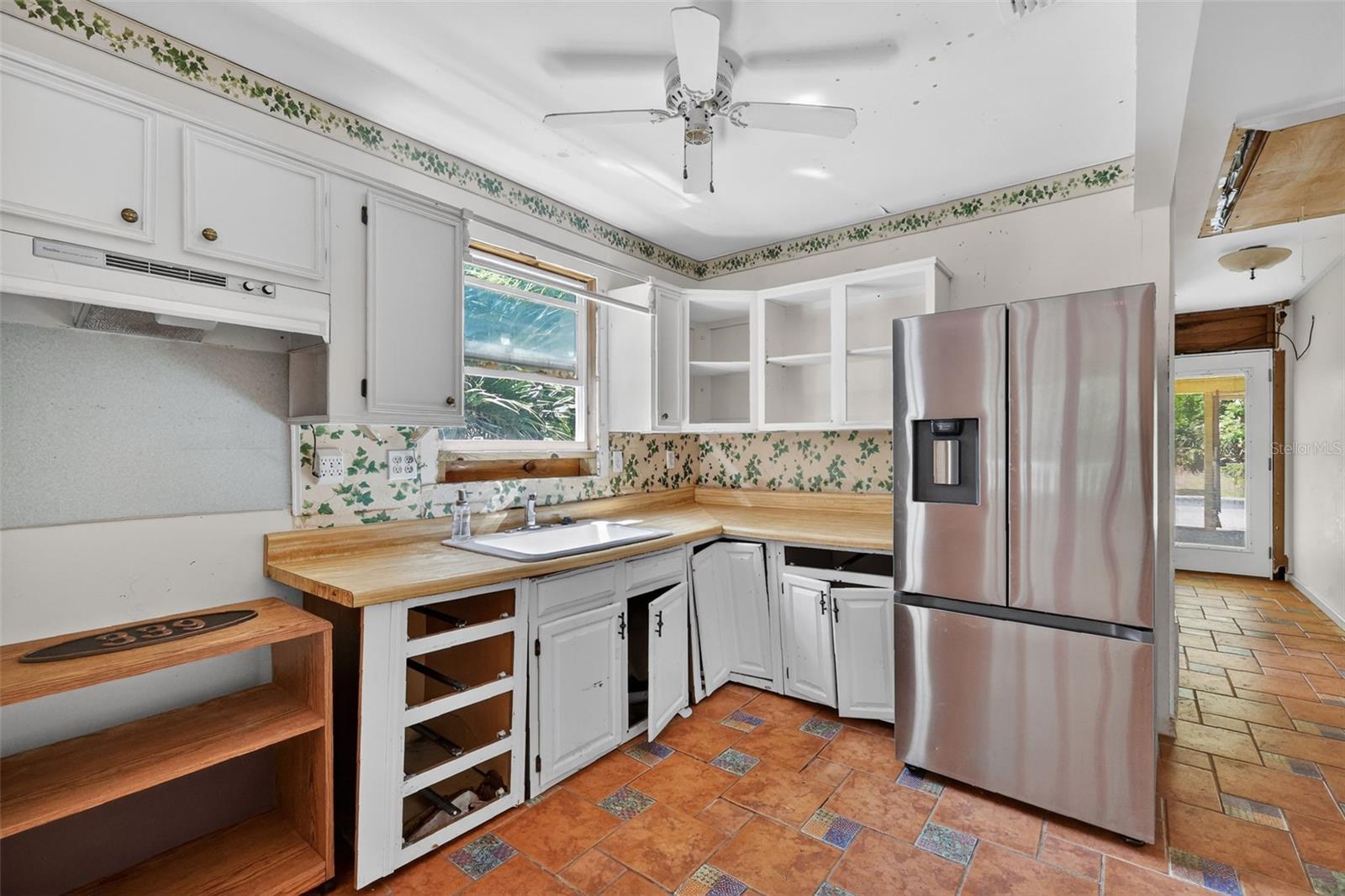 Image 11 of 31 For 339 Clayton Street