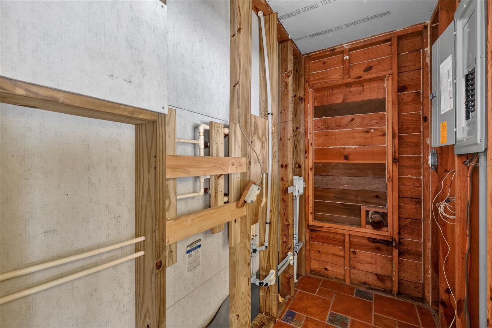 Image 19 of 31 For 339 Clayton Street