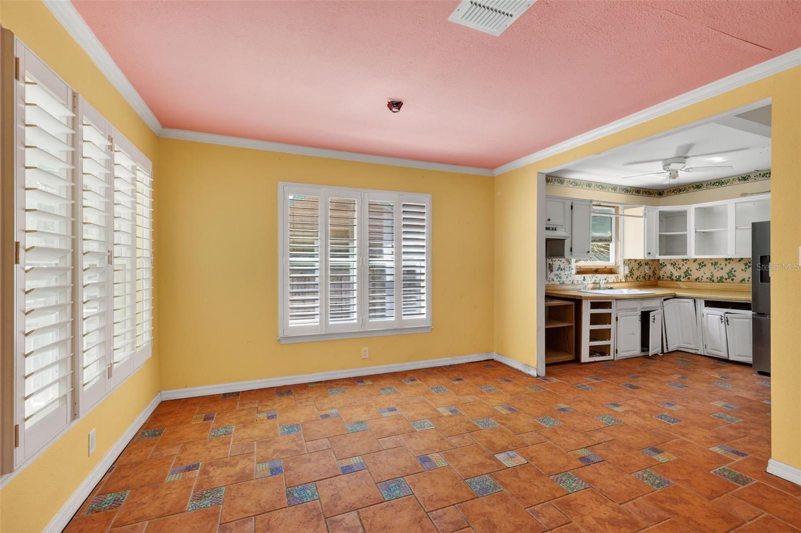 Image 9 of 31 For 339 Clayton Street