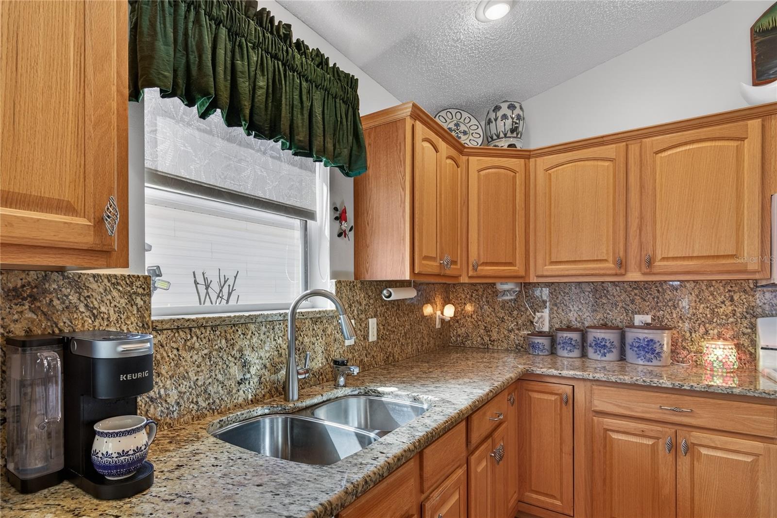 Image 14 of 53 For 1147 Elizabeth Court