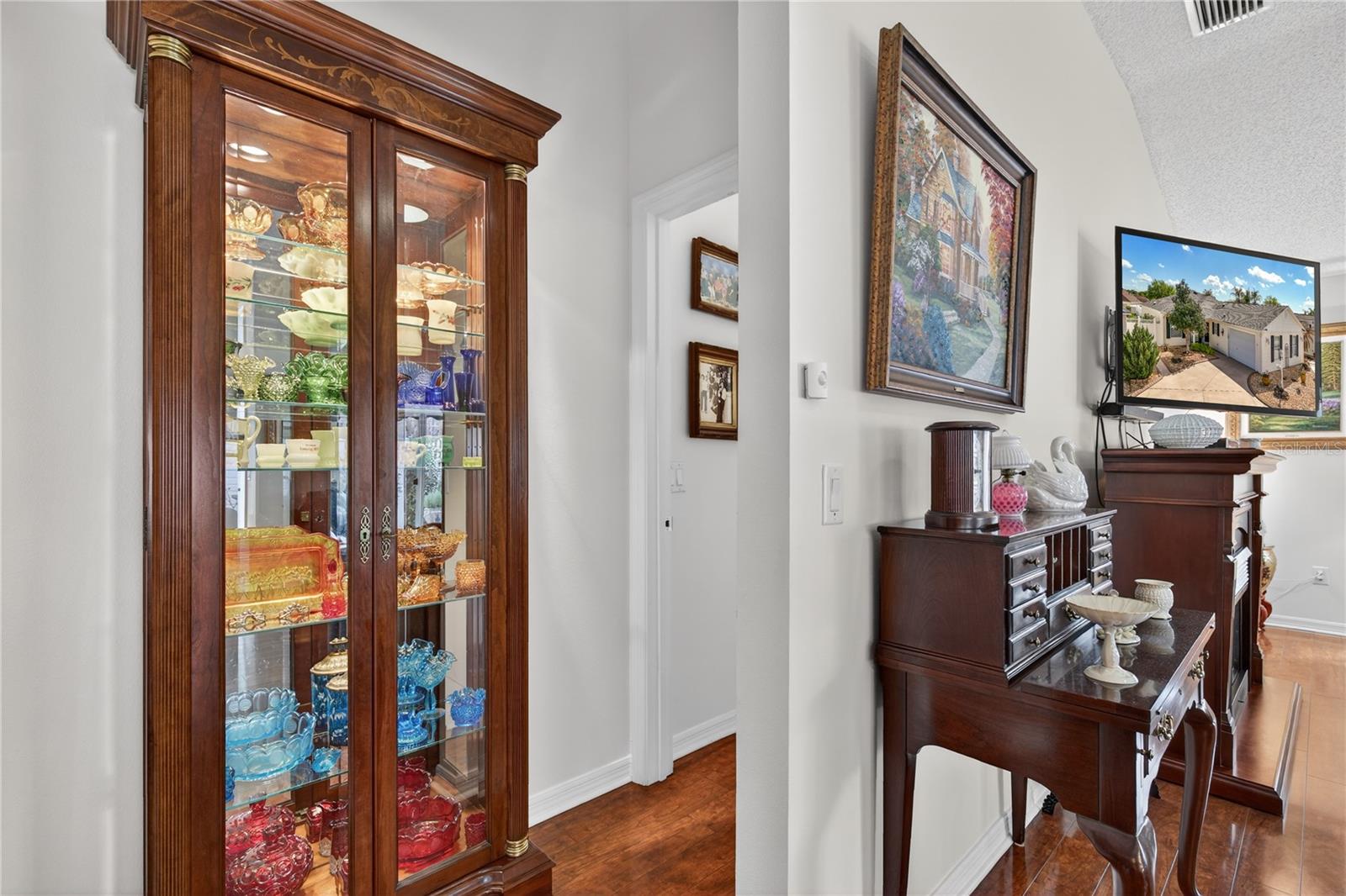 Image 18 of 53 For 1147 Elizabeth Court