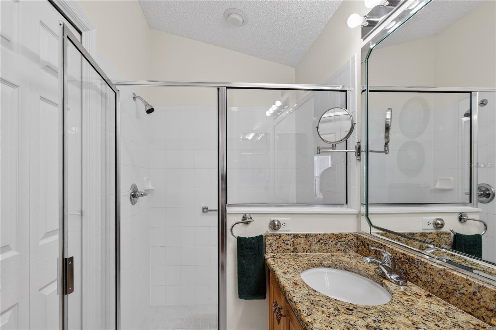 Image 24 of 53 For 1147 Elizabeth Court