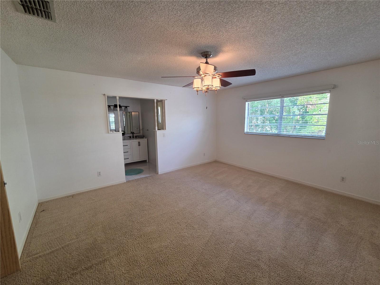 Image 22 of 48 For 1220 Country Club Road