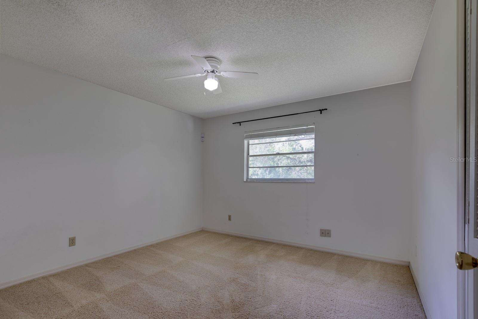 Image 26 of 48 For 1220 Country Club Road