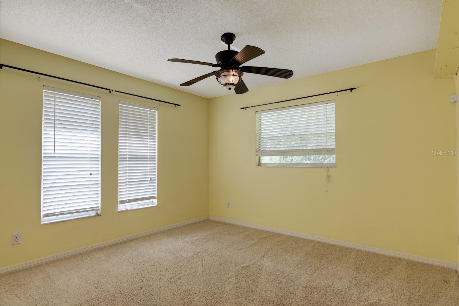 Image 27 of 48 For 1220 Country Club Road