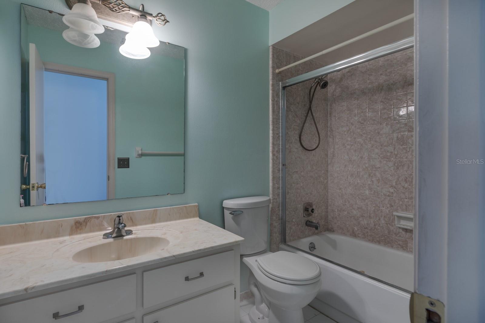 Image 33 of 48 For 1220 Country Club Road