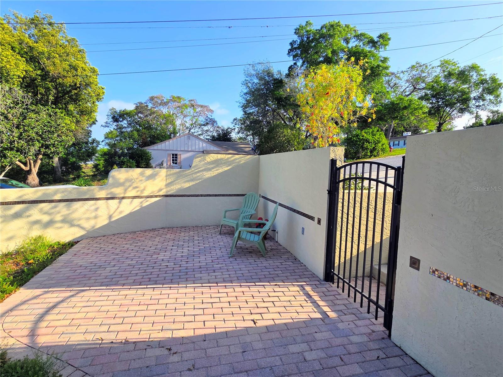 Image 40 of 48 For 1220 Country Club Road