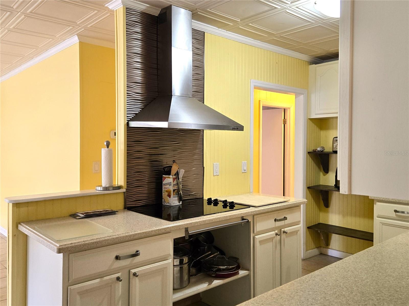 Image 6 of 21 For 506 Gottsche Avenue