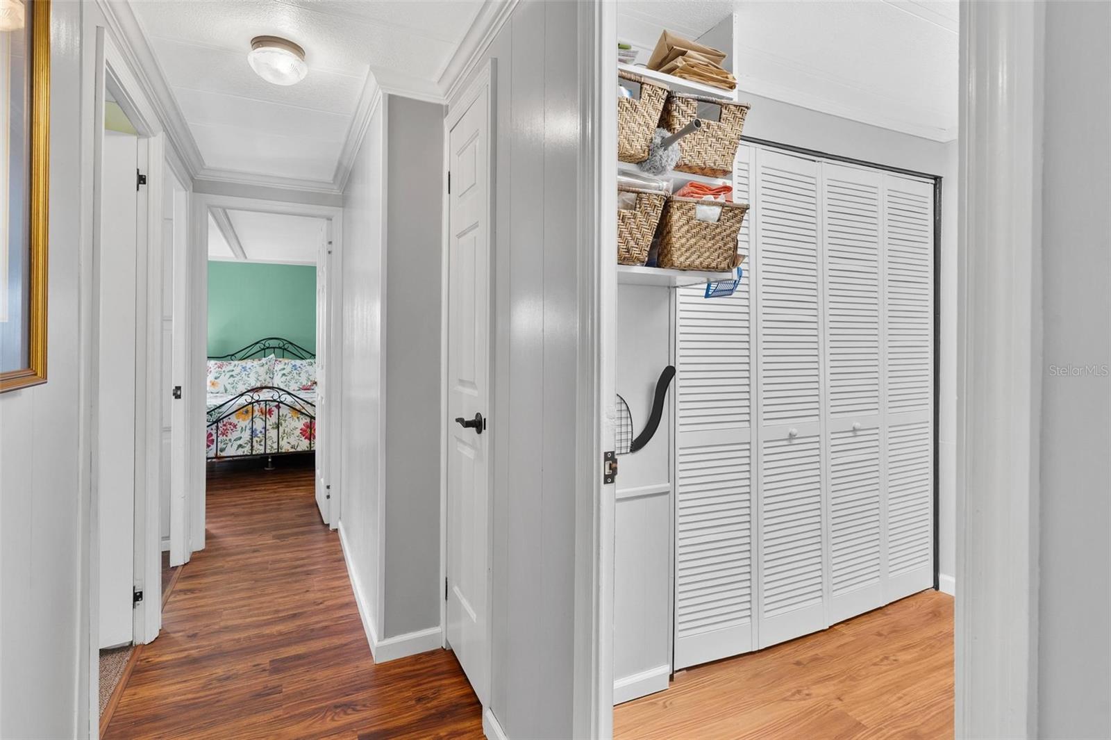 Image 17 of 47 For 2470 Karen Drive