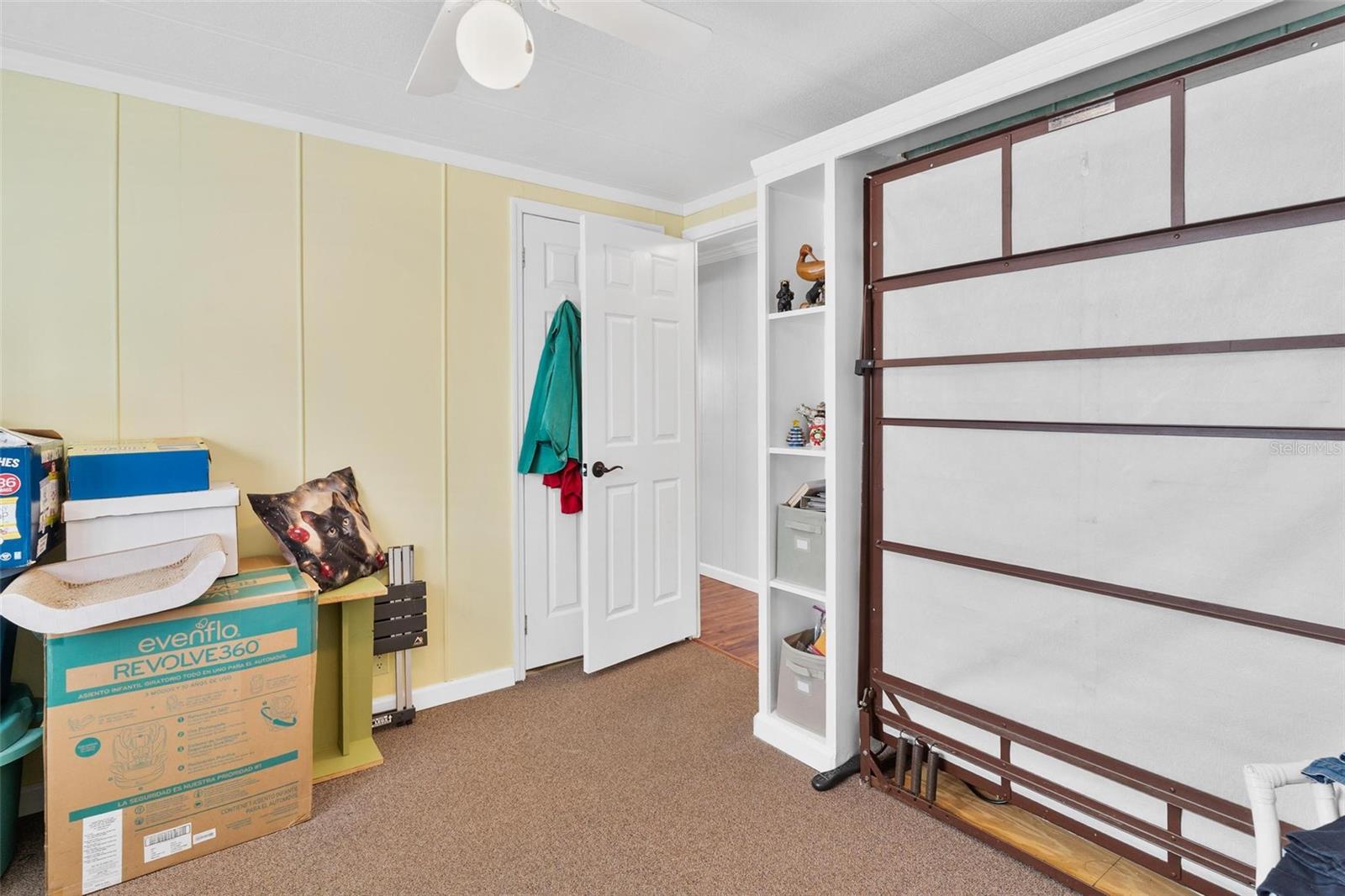 Image 20 of 47 For 2470 Karen Drive