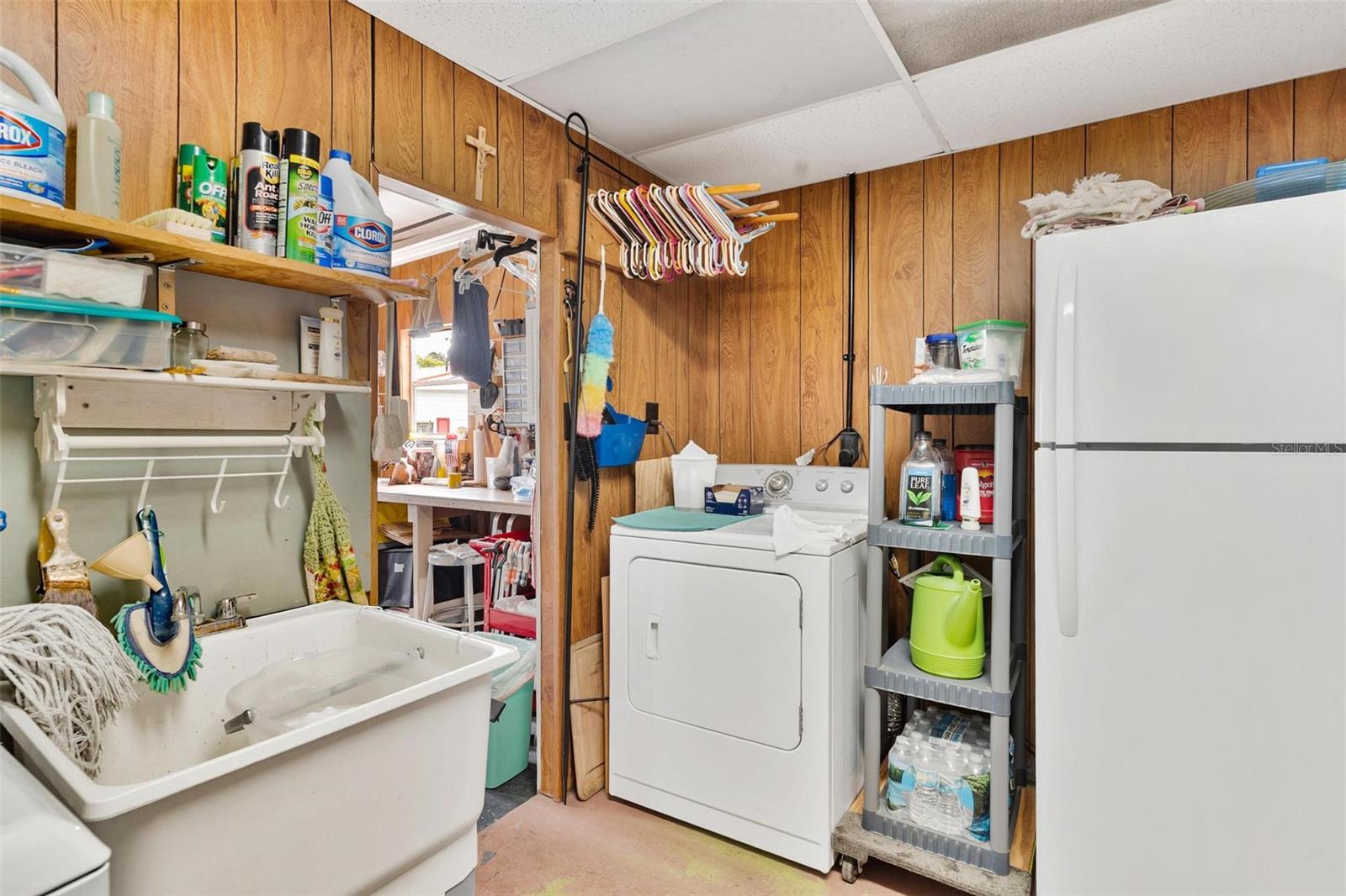 Image 31 of 47 For 2470 Karen Drive