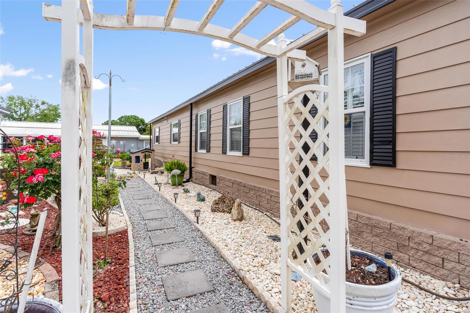 Image 36 of 47 For 2470 Karen Drive