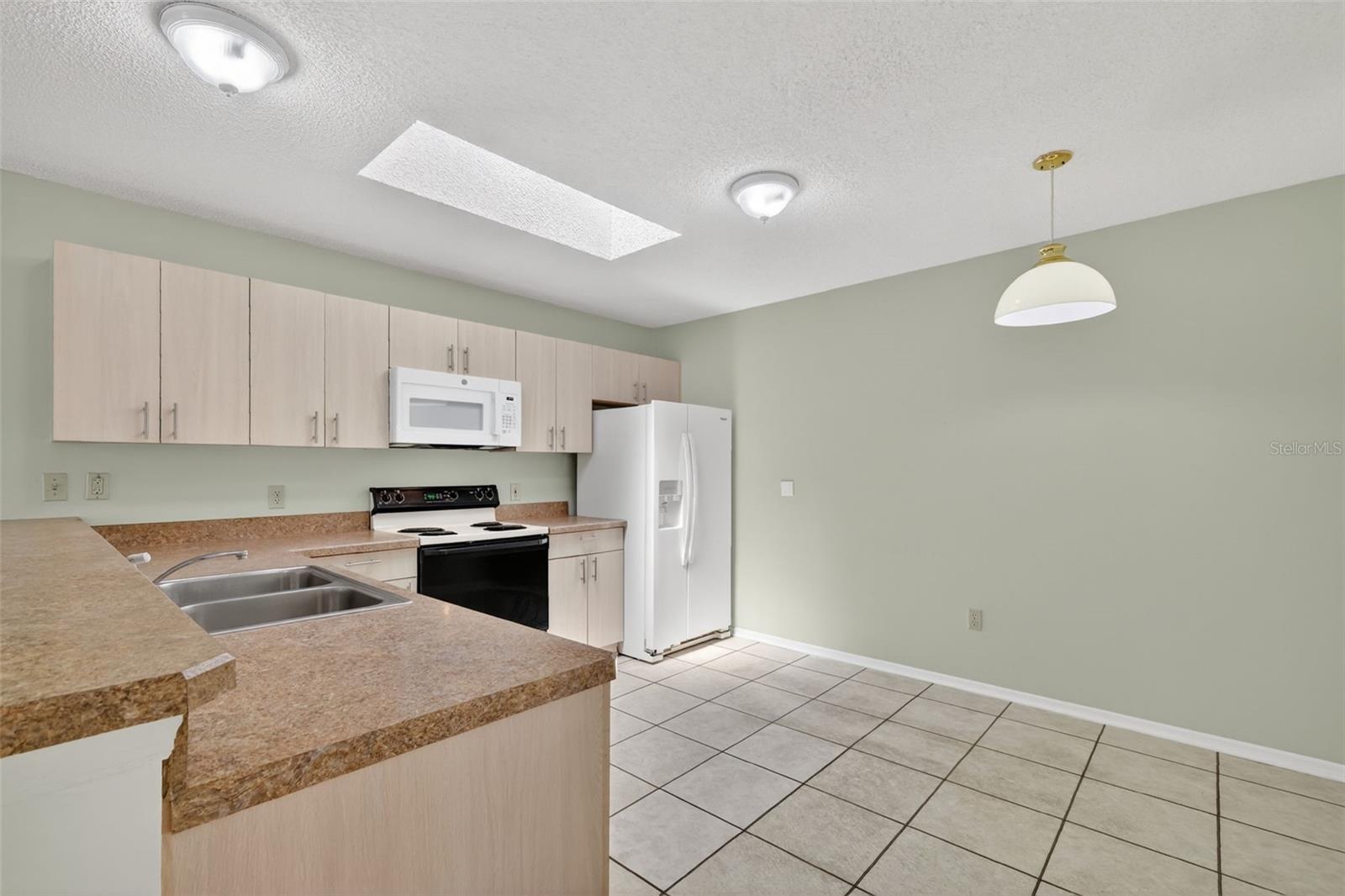 Image 7 of 40 For 2149 Escobar Avenue