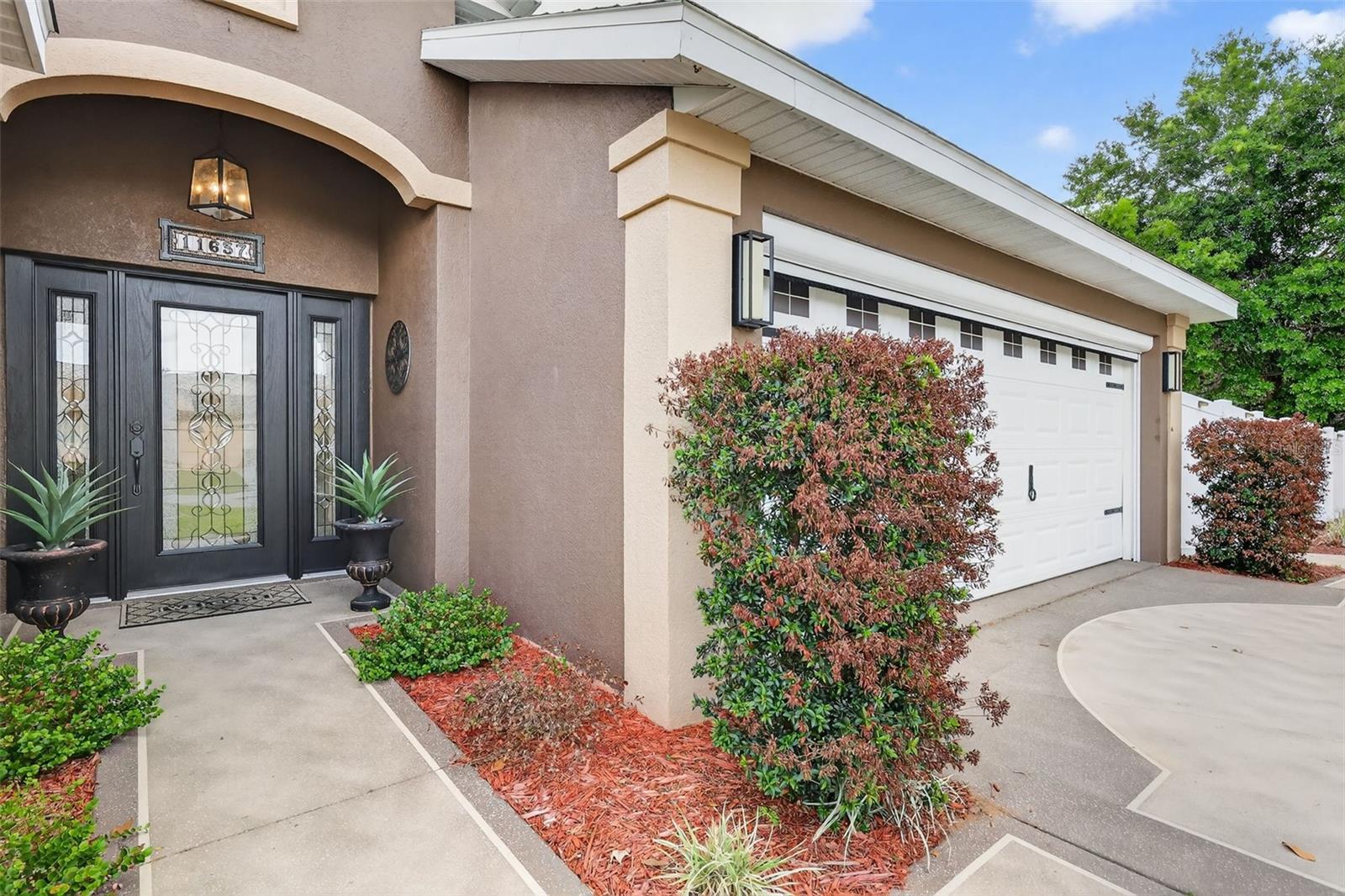 Image 2 of 33 For 11637 Lake Drive