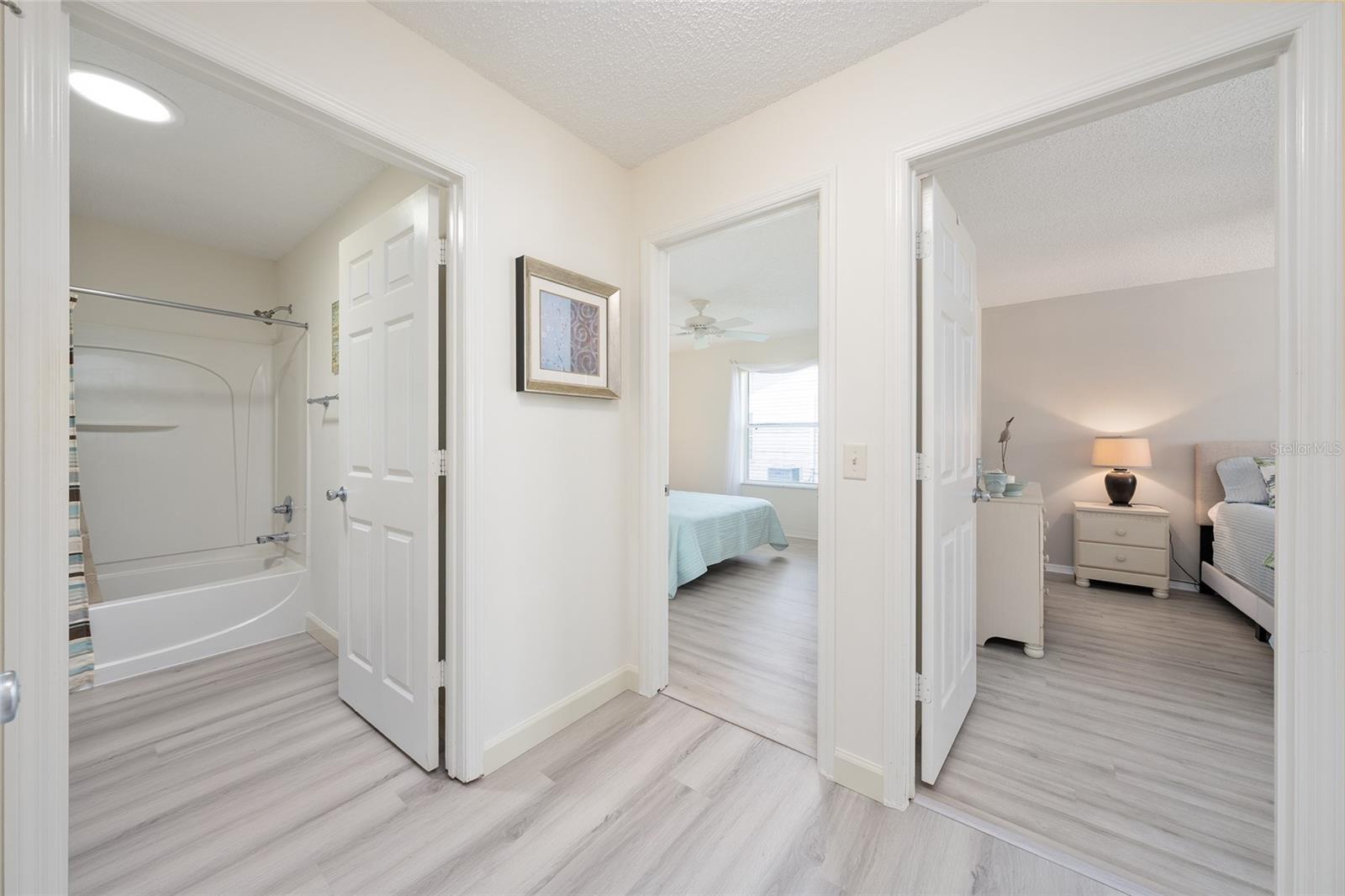 Image 19 of 44 For 1017 Pinewood Place