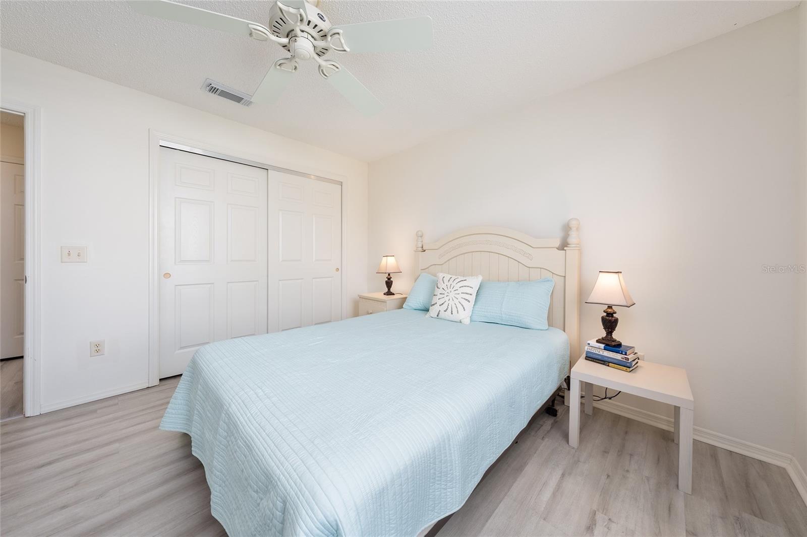 Image 28 of 44 For 1017 Pinewood Place