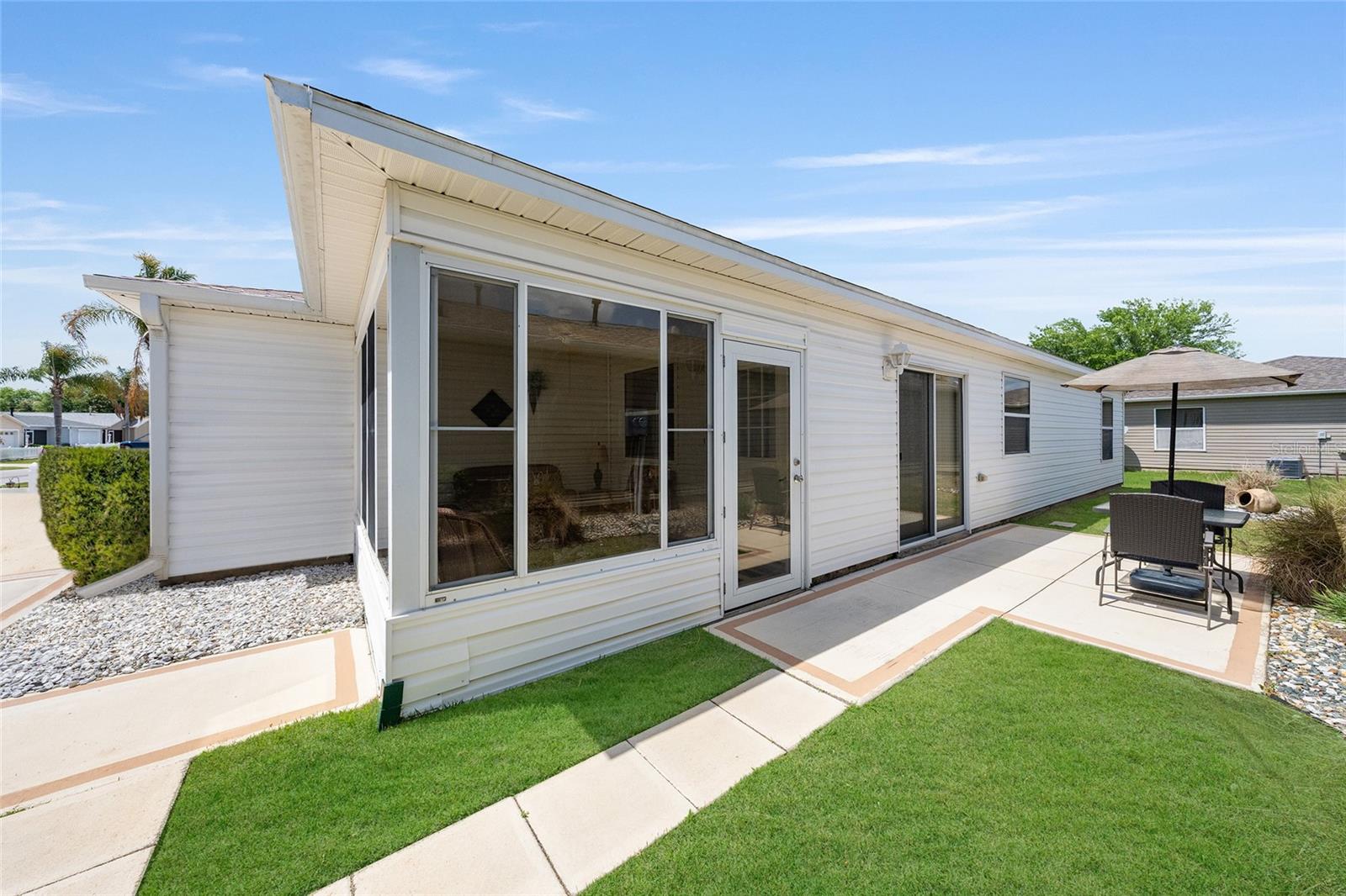 Image 33 of 44 For 1017 Pinewood Place