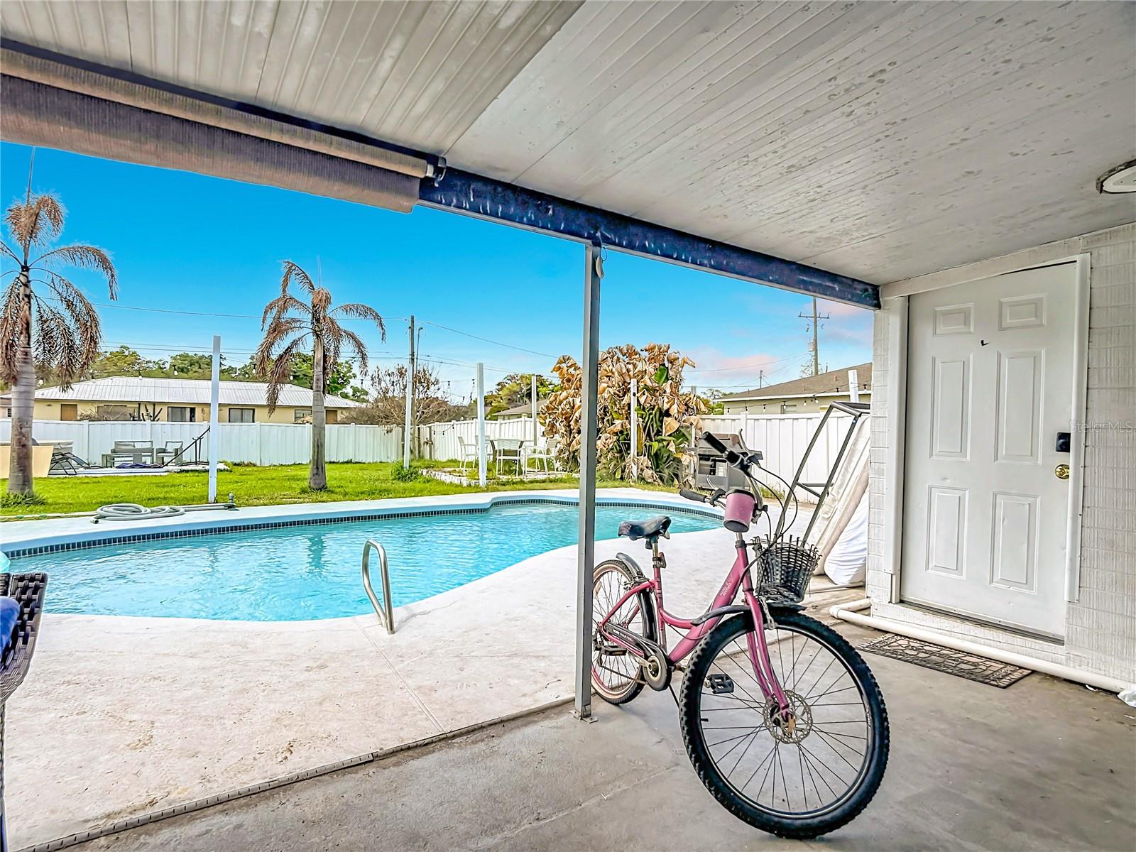 Image 19 of 42 For 106 California Avenue