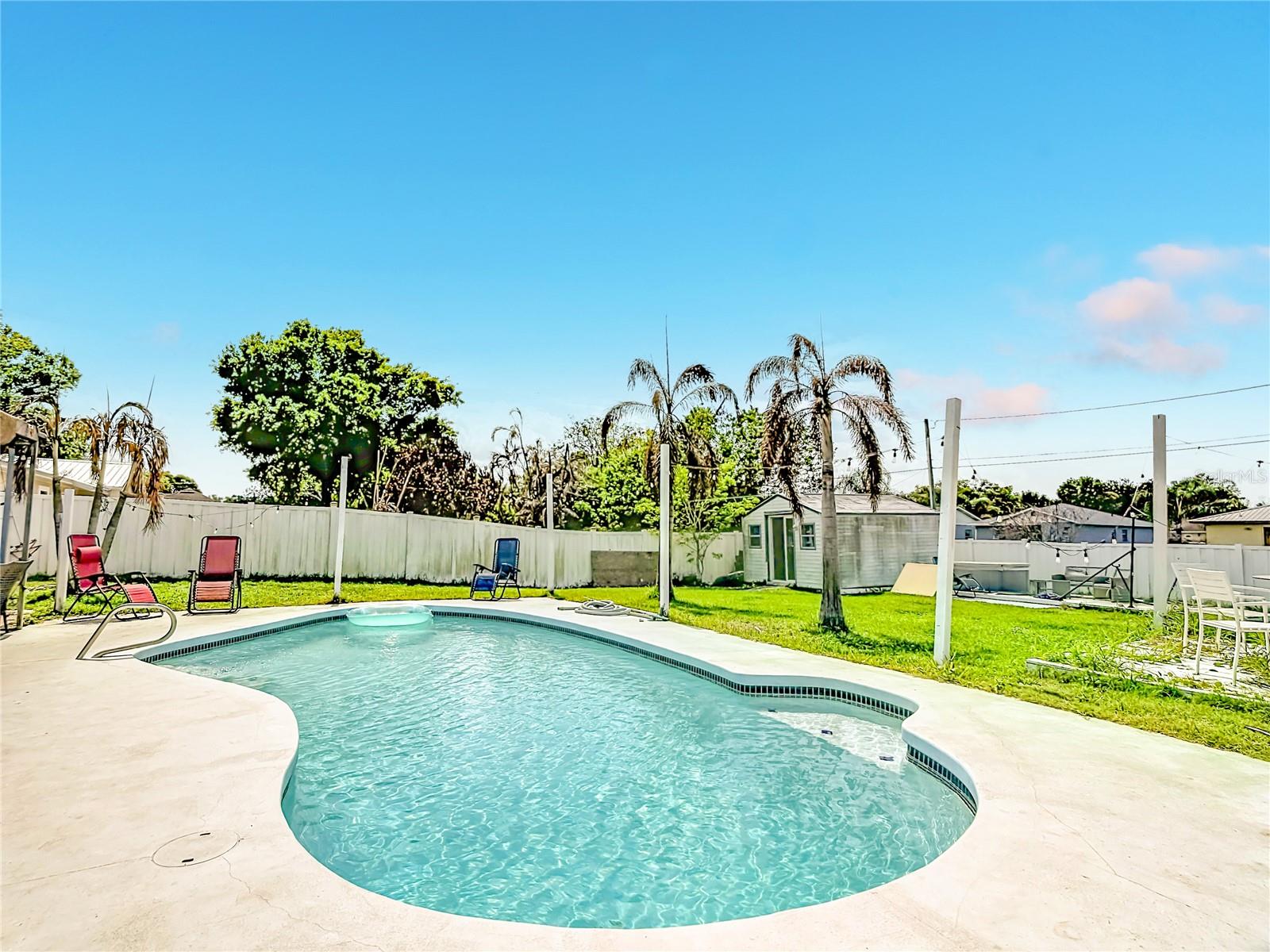 Image 20 of 42 For 106 California Avenue